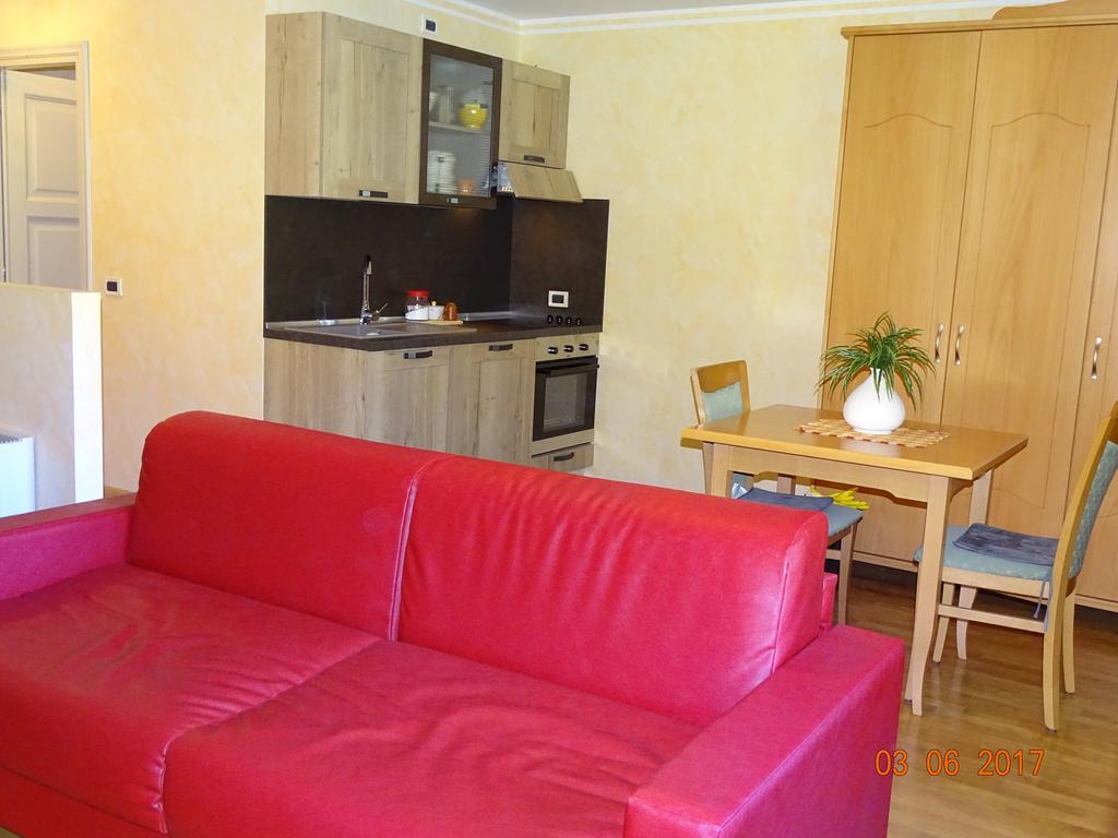 L'Angolo Di Sissi Apartment คอลเลอิซาร์โค ภายนอก รูปภาพ