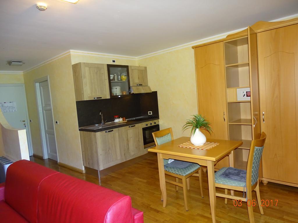 L'Angolo Di Sissi Apartment คอลเลอิซาร์โค ภายนอก รูปภาพ