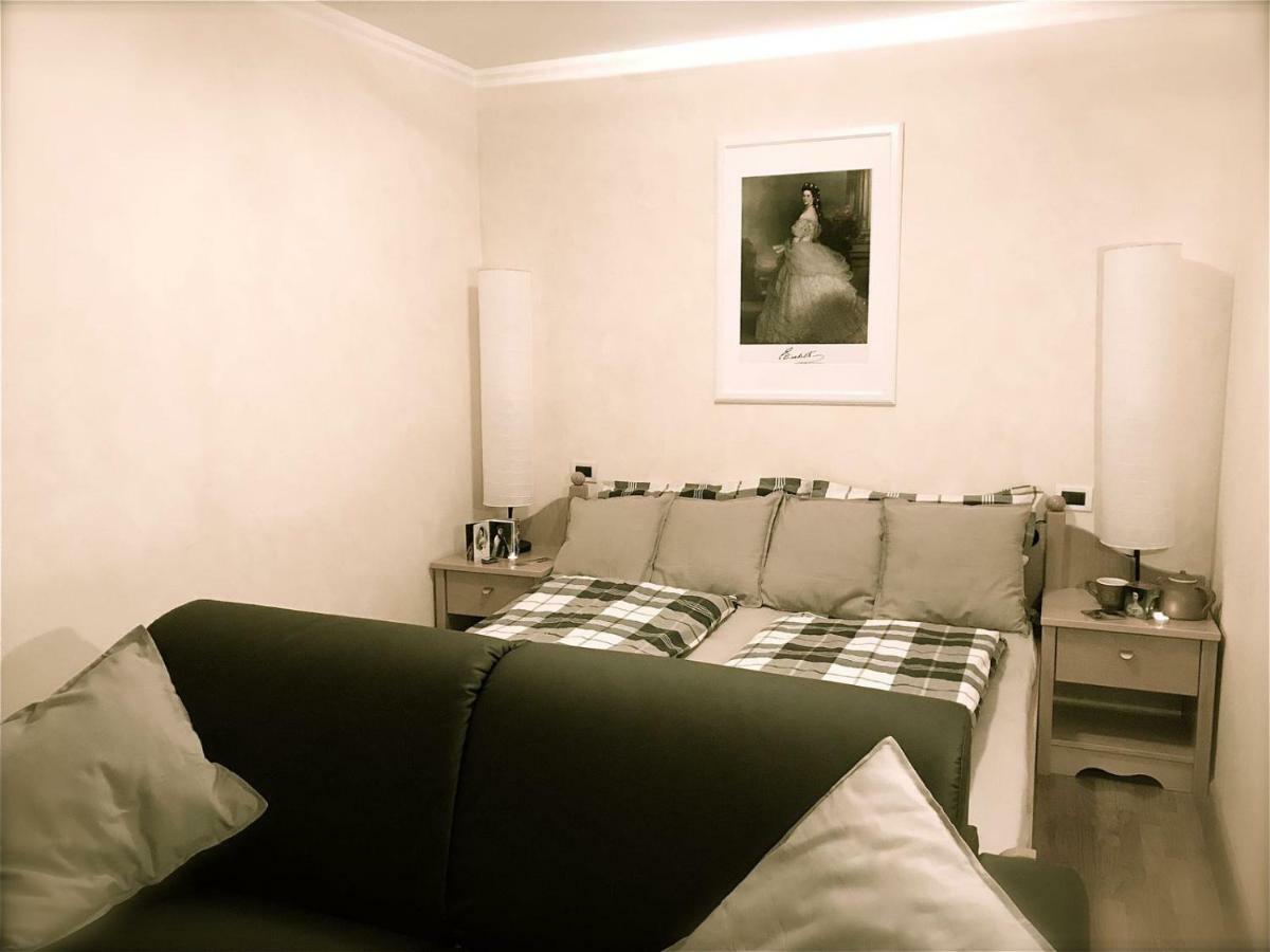 L'Angolo Di Sissi Apartment คอลเลอิซาร์โค ภายนอก รูปภาพ