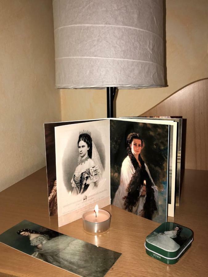 L'Angolo Di Sissi Apartment คอลเลอิซาร์โค ภายนอก รูปภาพ